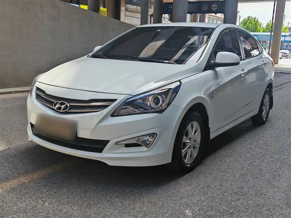 HYUNDAI RENA 2014
