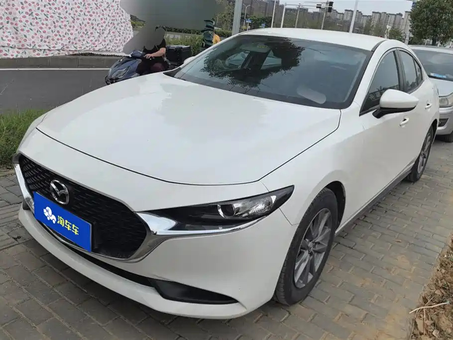 MAZDA 3 AXELA 2022