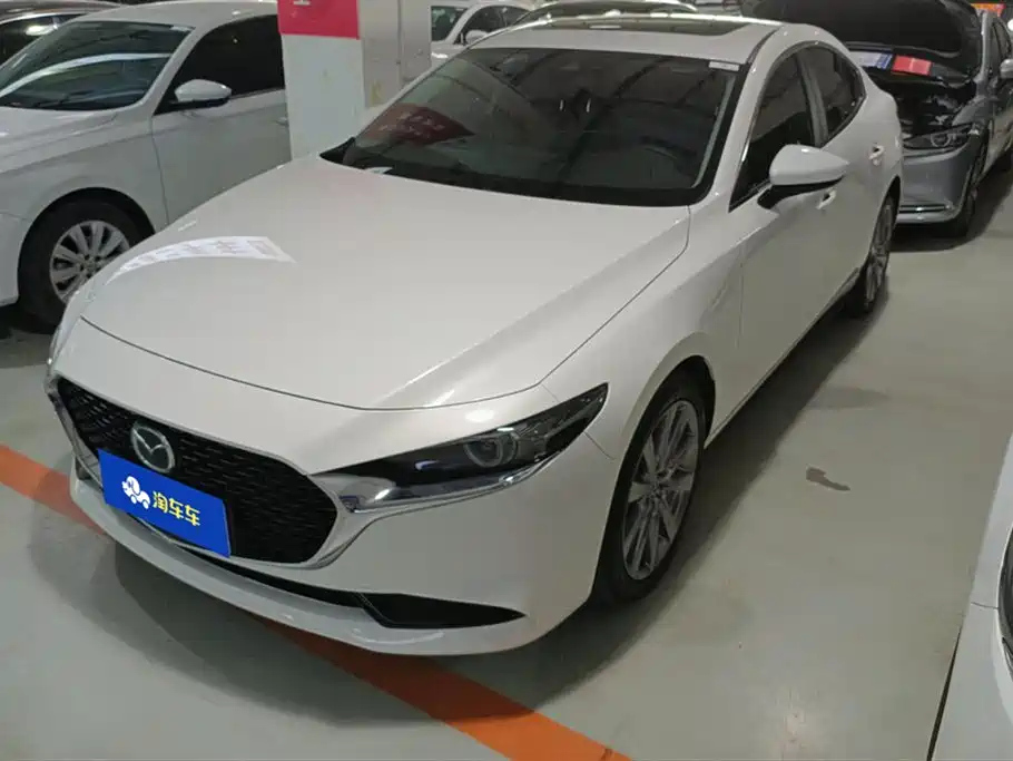 MAZDA 3 AXELA 2023