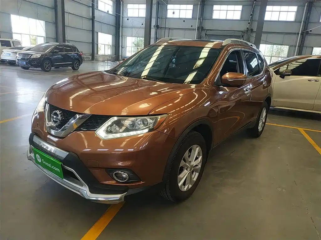 NISSAN X-TRAIL 2014