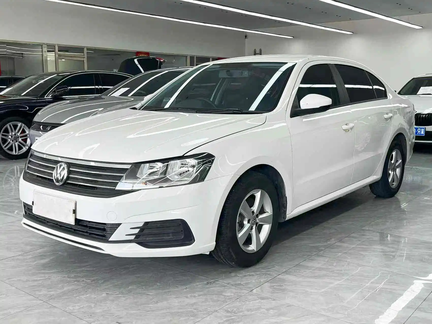 VOLKSWAGEN LAVIDA 2019
