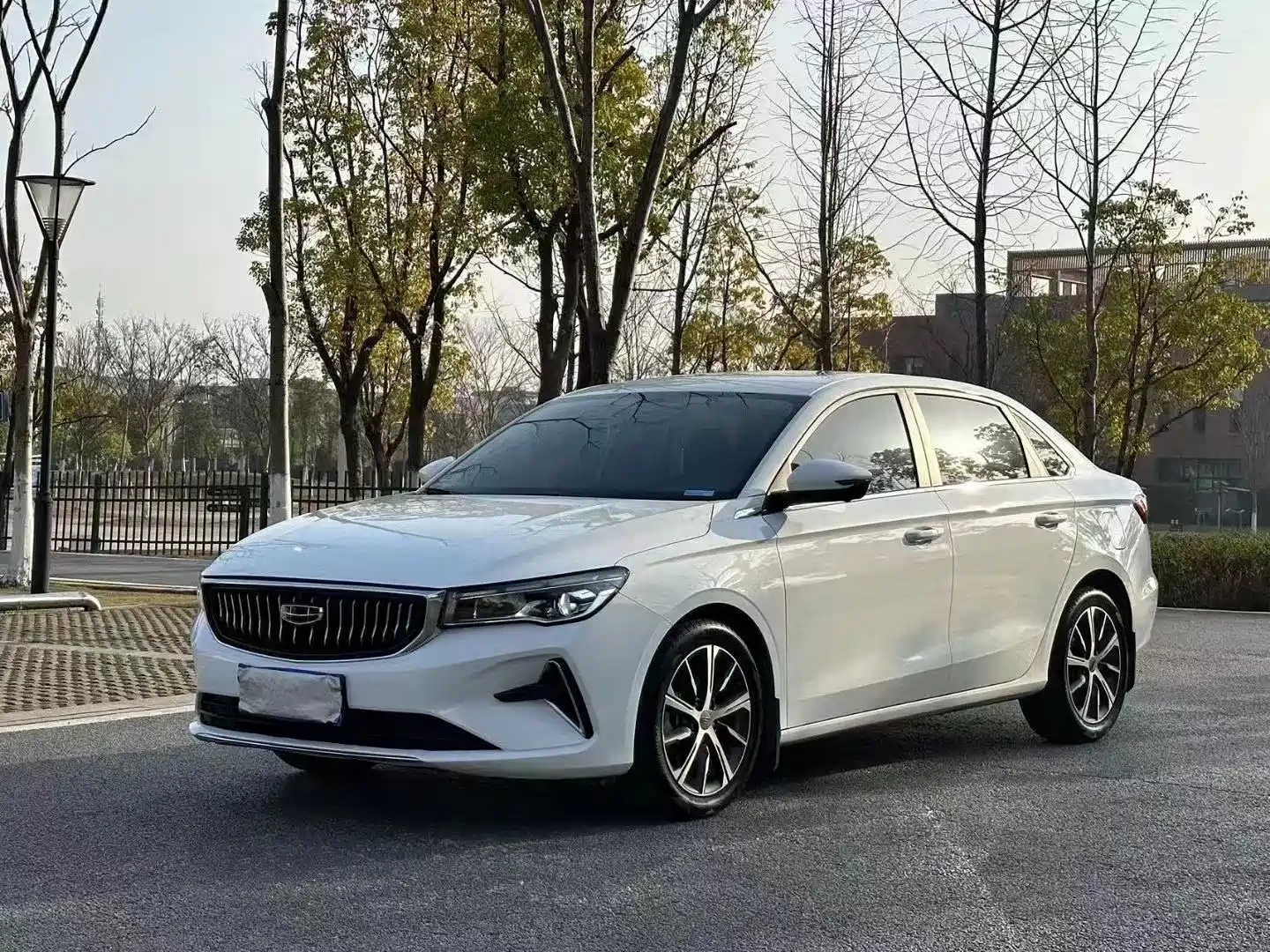 GEELY AUTO EMGRAND 2022