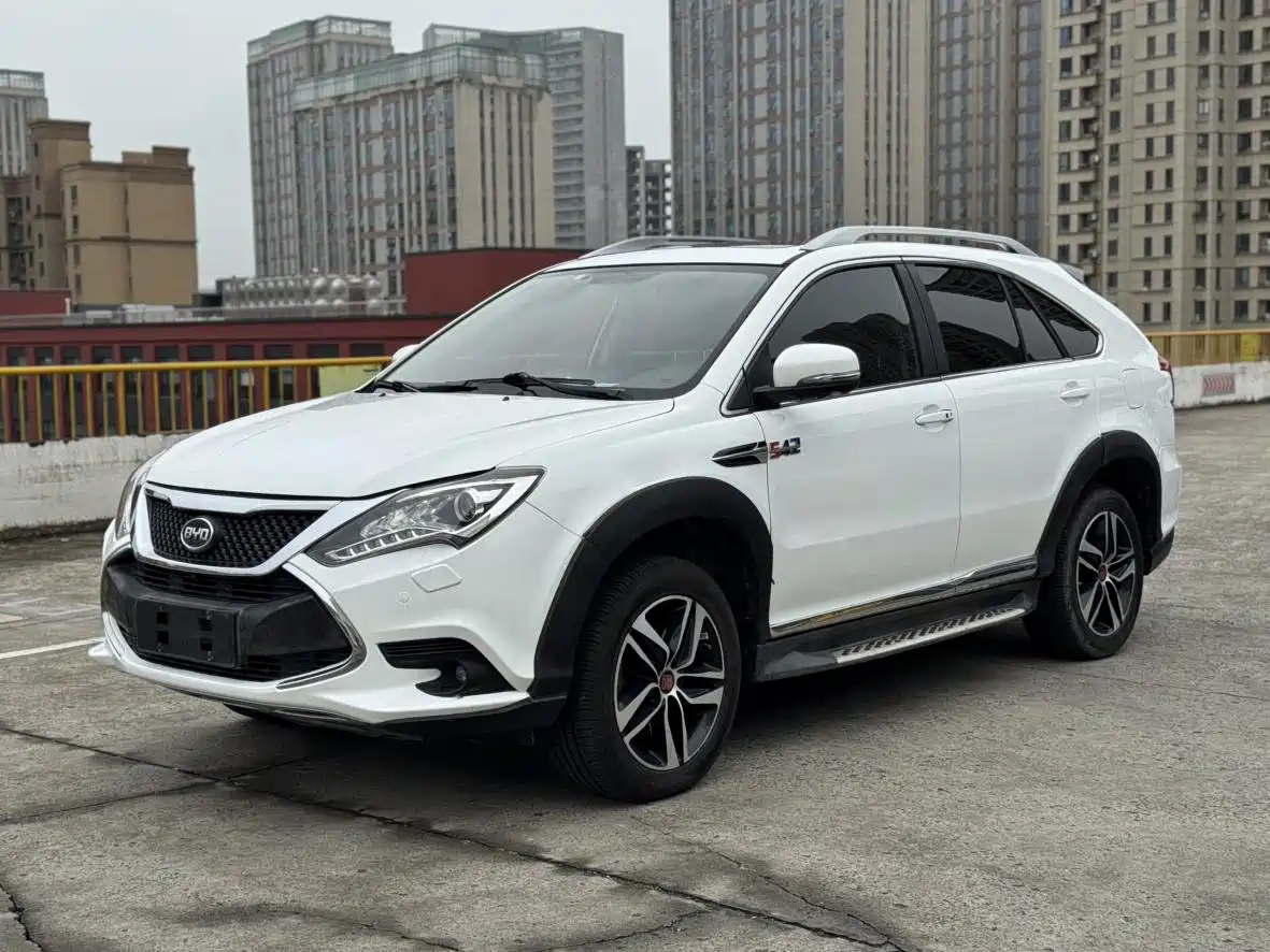 BYD TANG NEW ENERGY 2015