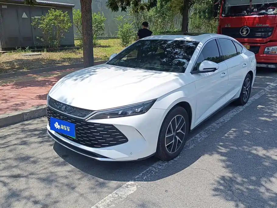 BYD QIN L 2024
