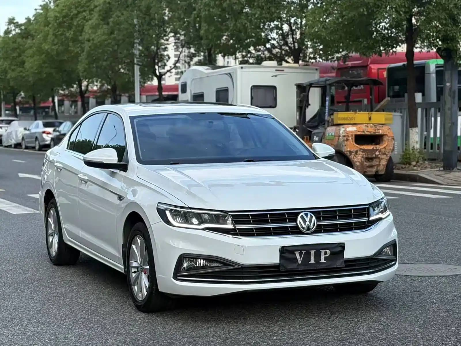 VOLKSWAGEN BORA 2019