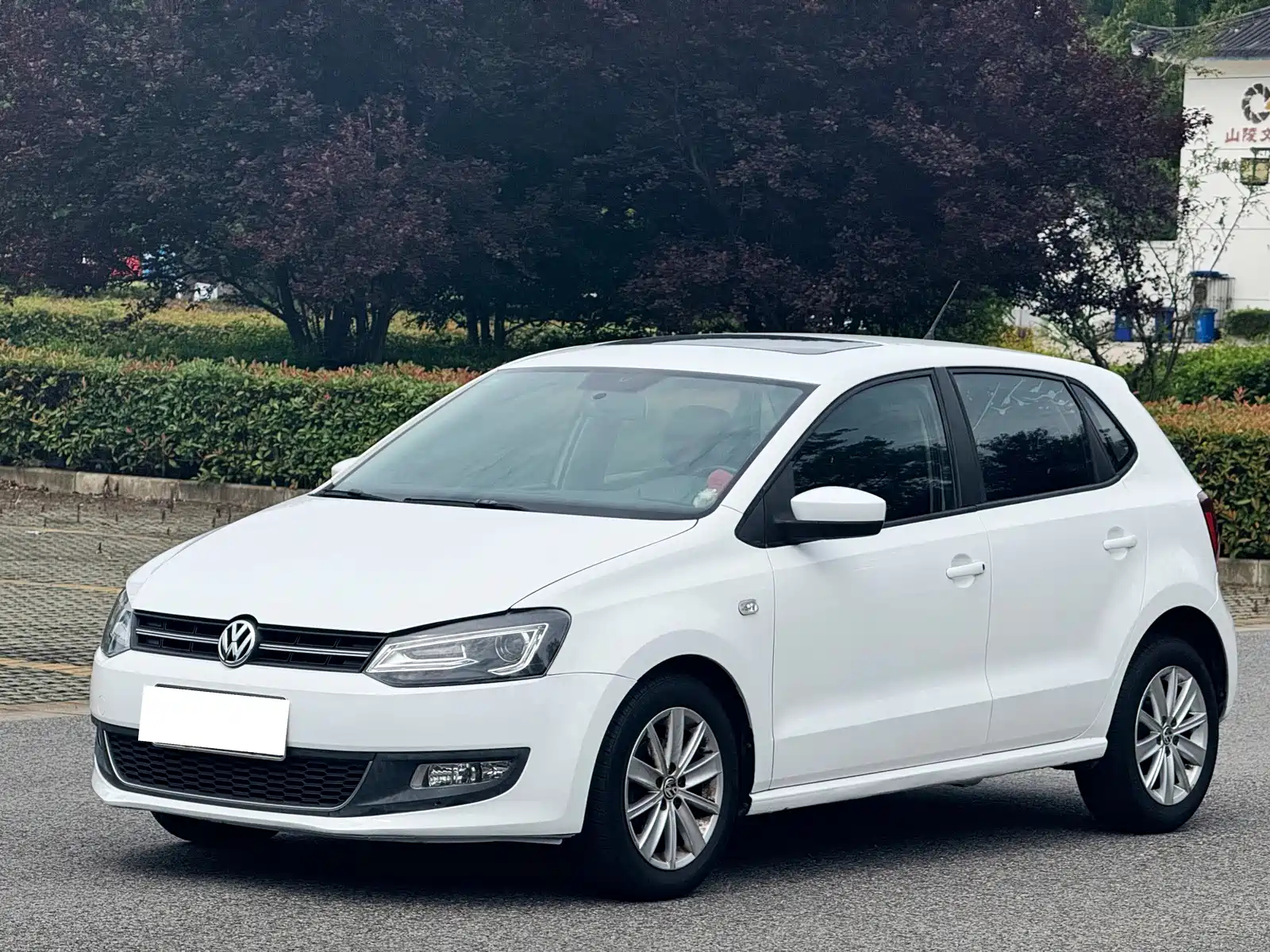 VOLKSWAGEN POLO 2013
