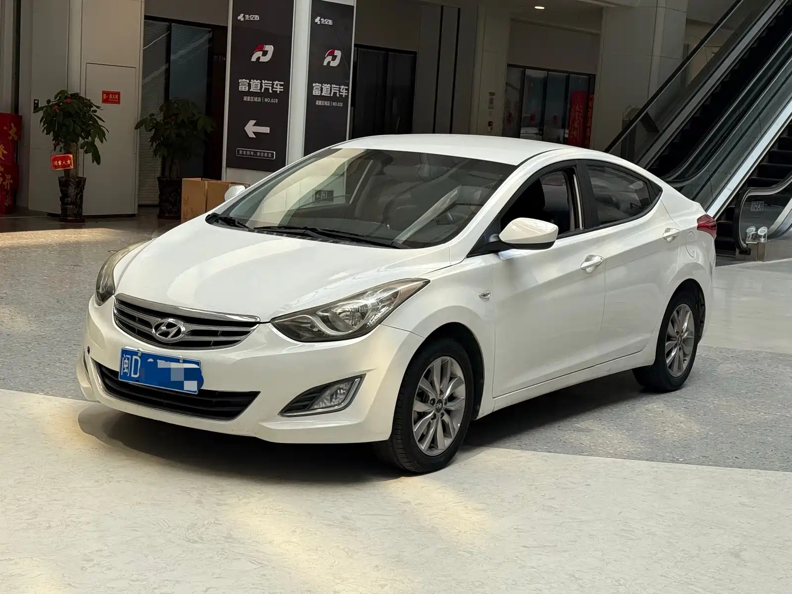 HYUNDAI ELANTRA 2016