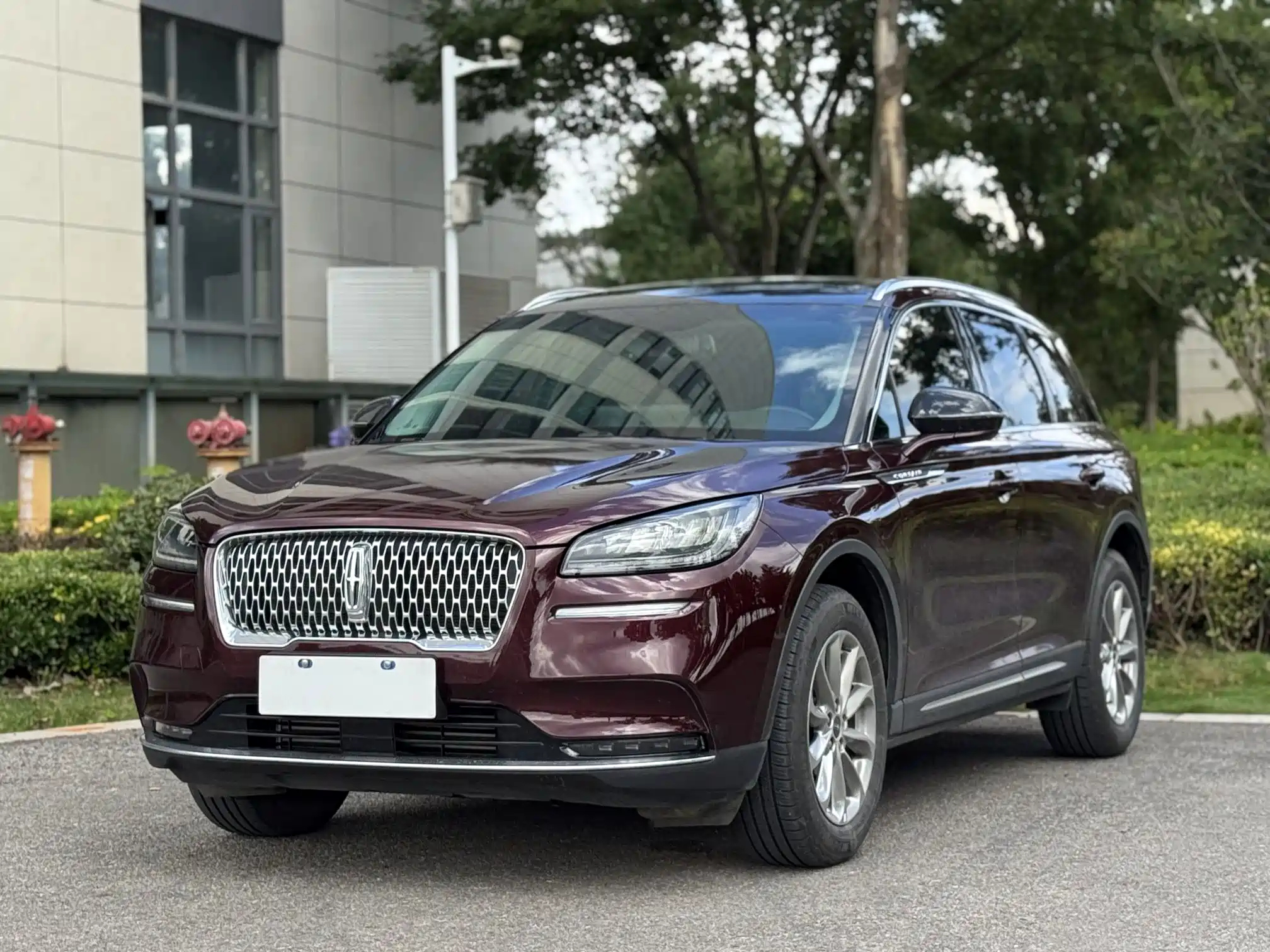 LINCOLN ADVENTURER 2022