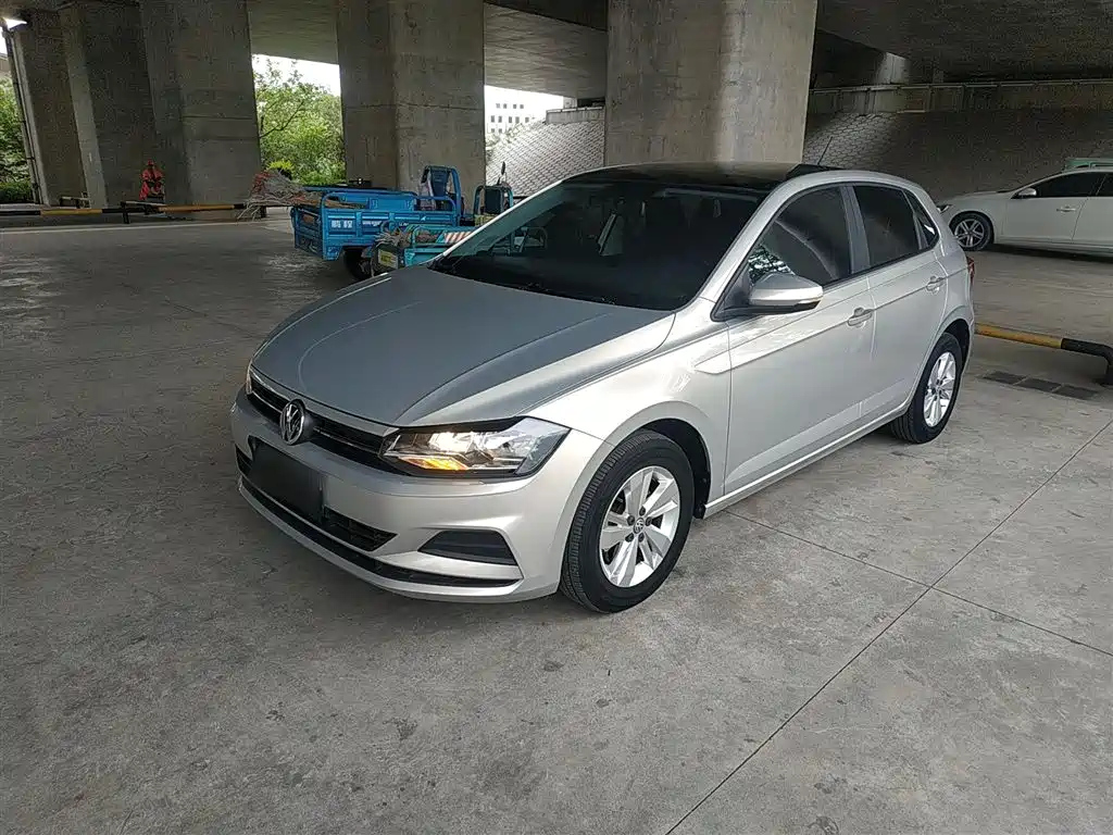 VOLKSWAGEN POLO 2019