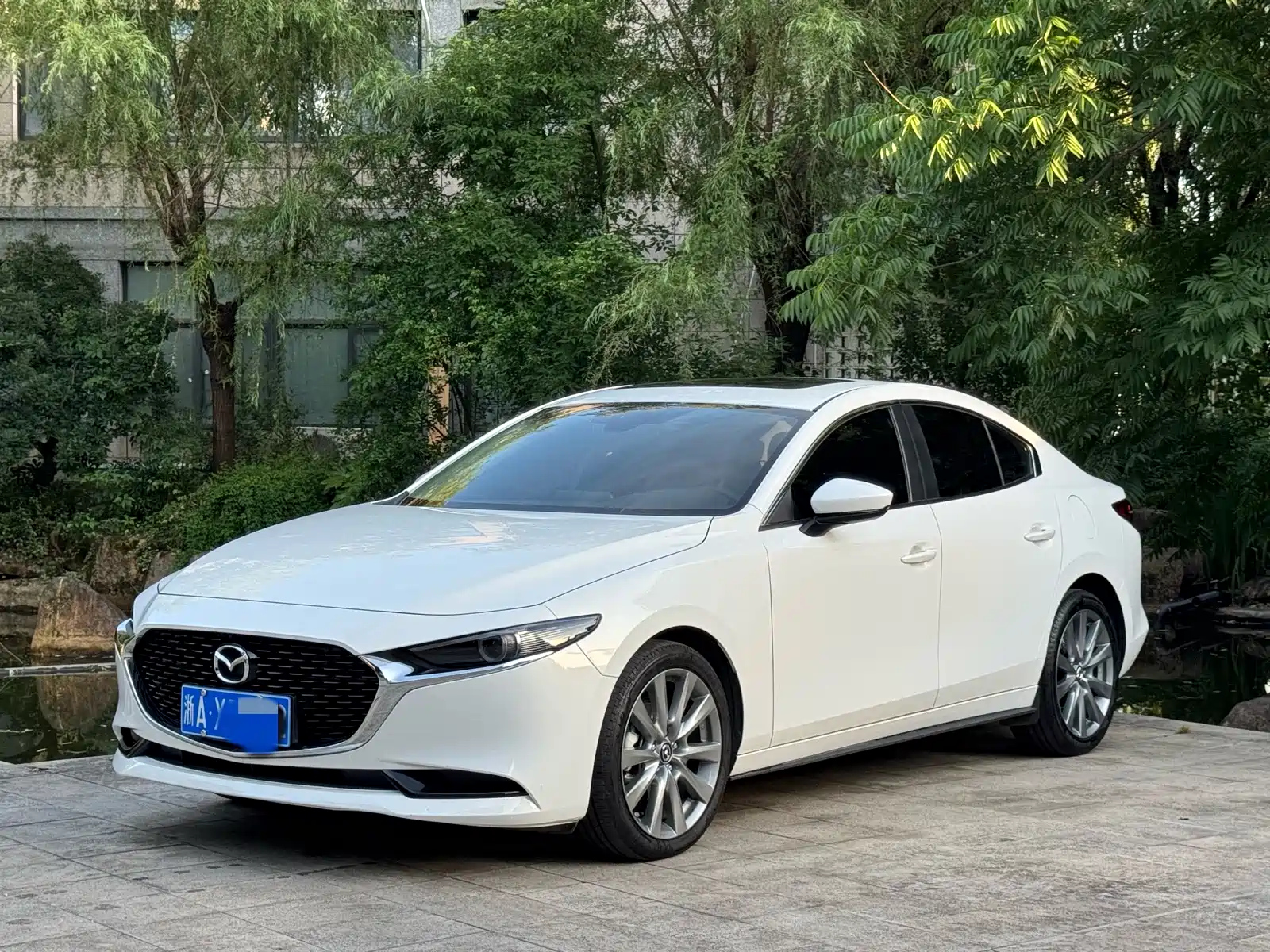 MAZDA 3 AXELA 2023