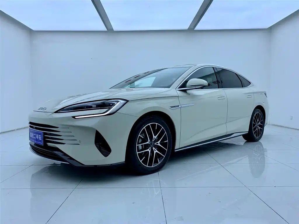 BYD SEAL 07 DM-I 2025