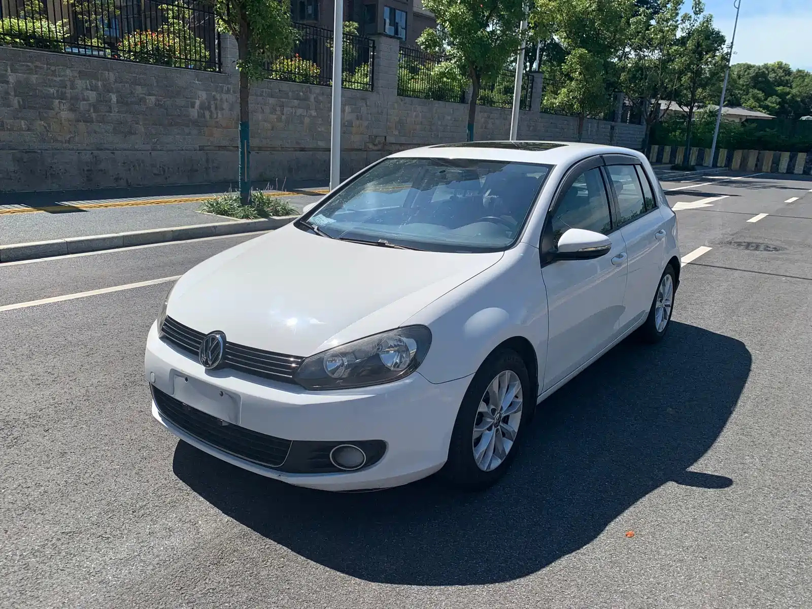 VOLKSWAGEN GOLF 2012