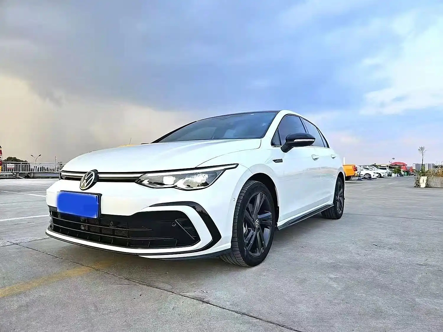 VOLKSWAGEN GOLF 2021