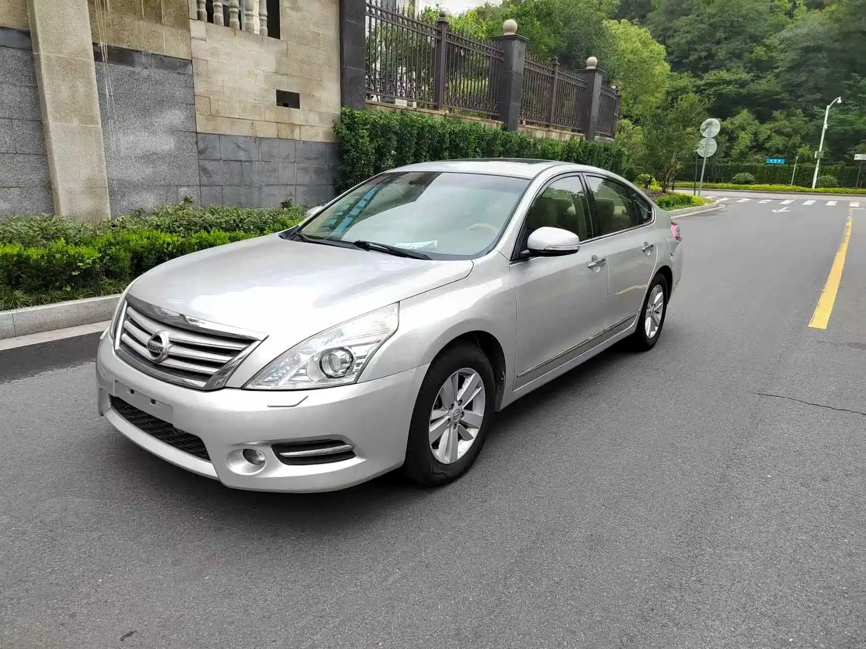 NISSAN TEANA 2012
