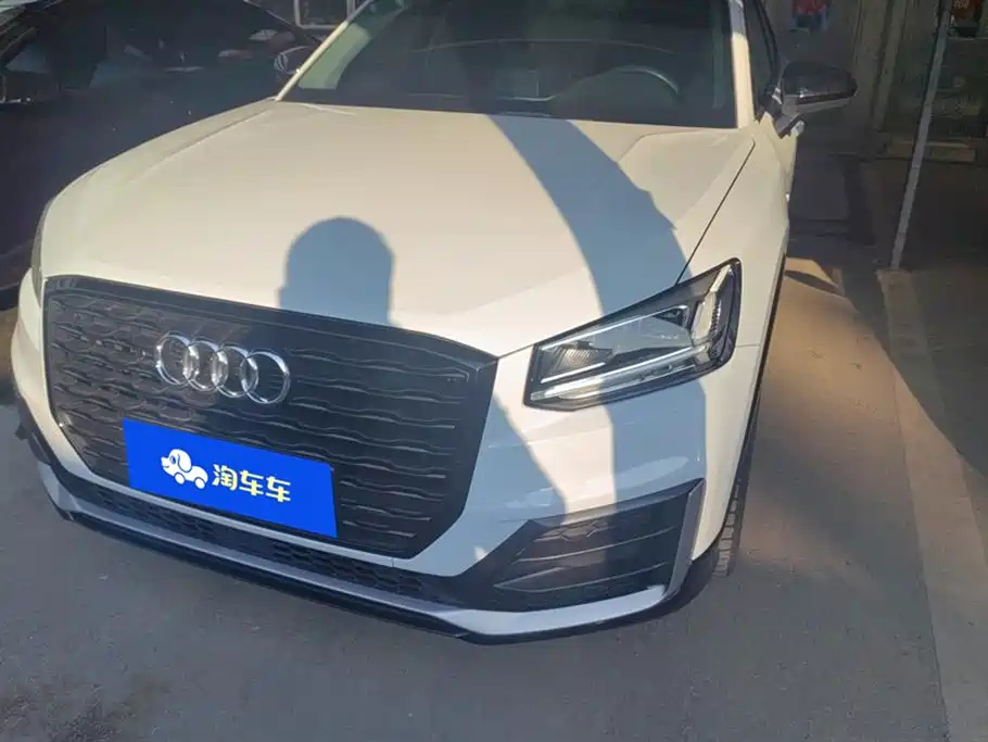 AUDI Q2L 2021