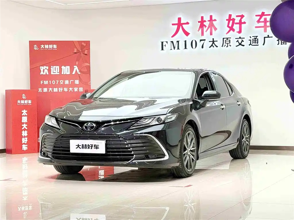 TOYOTA CAMRY 2023