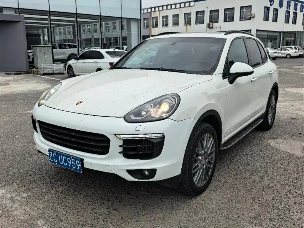PORSCHE CAYENNE 2016
