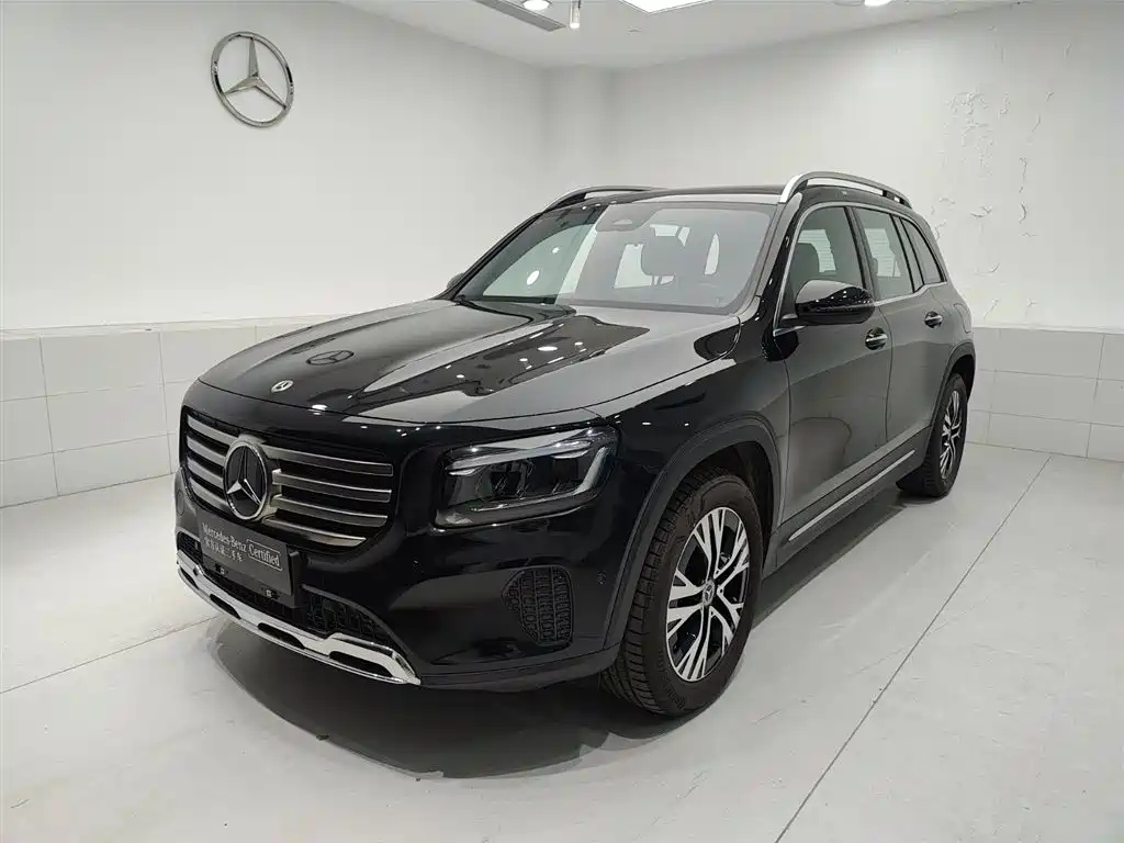 MERCEDES BENZ GLB 2023