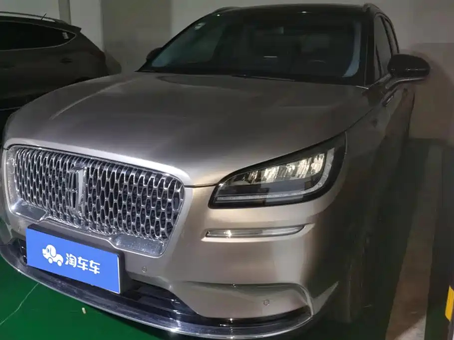 LINCOLN ADVENTURER 2022