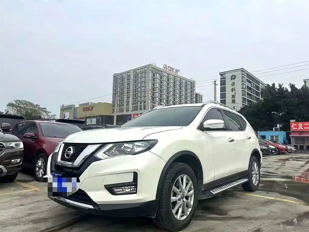 NISSAN X-TRAIL 2019