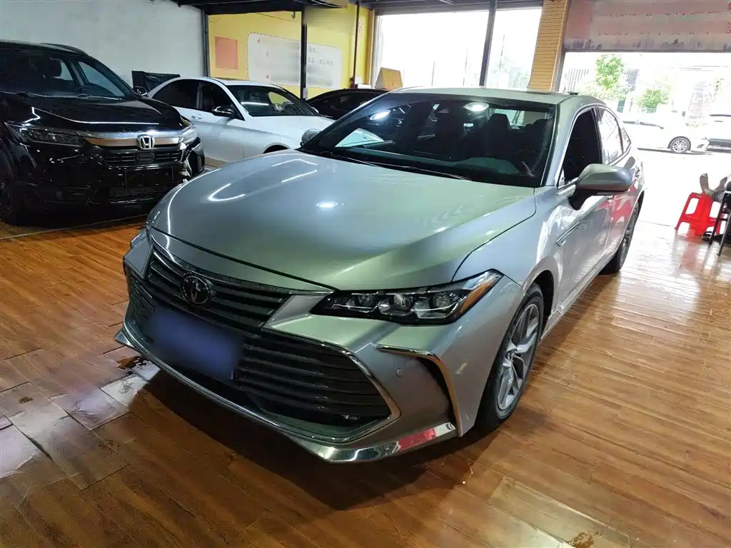 TOYOTA AVALON 2019