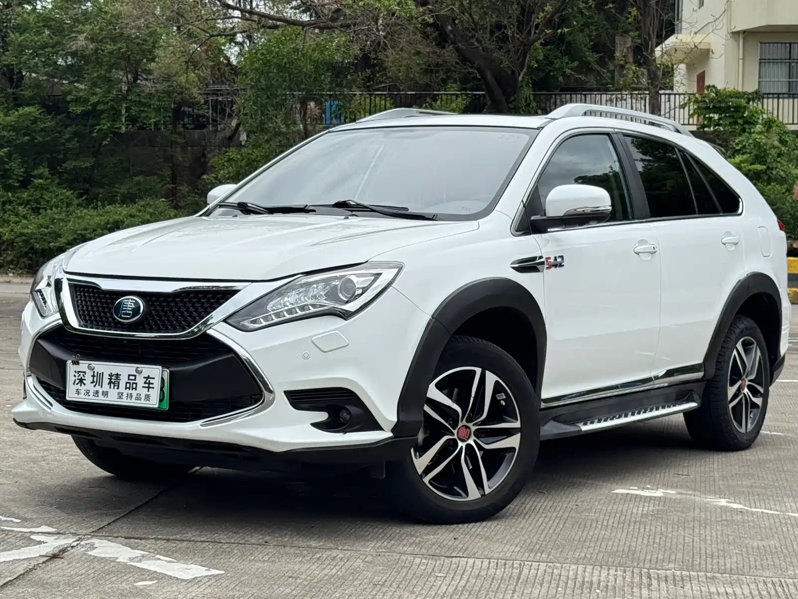 BYD TANG NEW ENERGY 2015