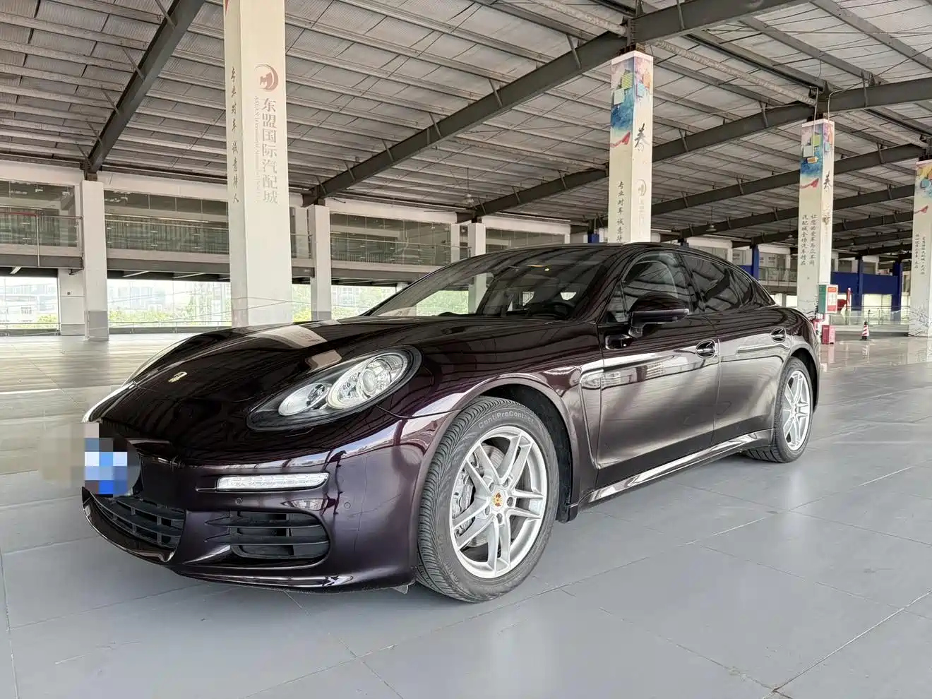 PORSCHE PANAMERA
