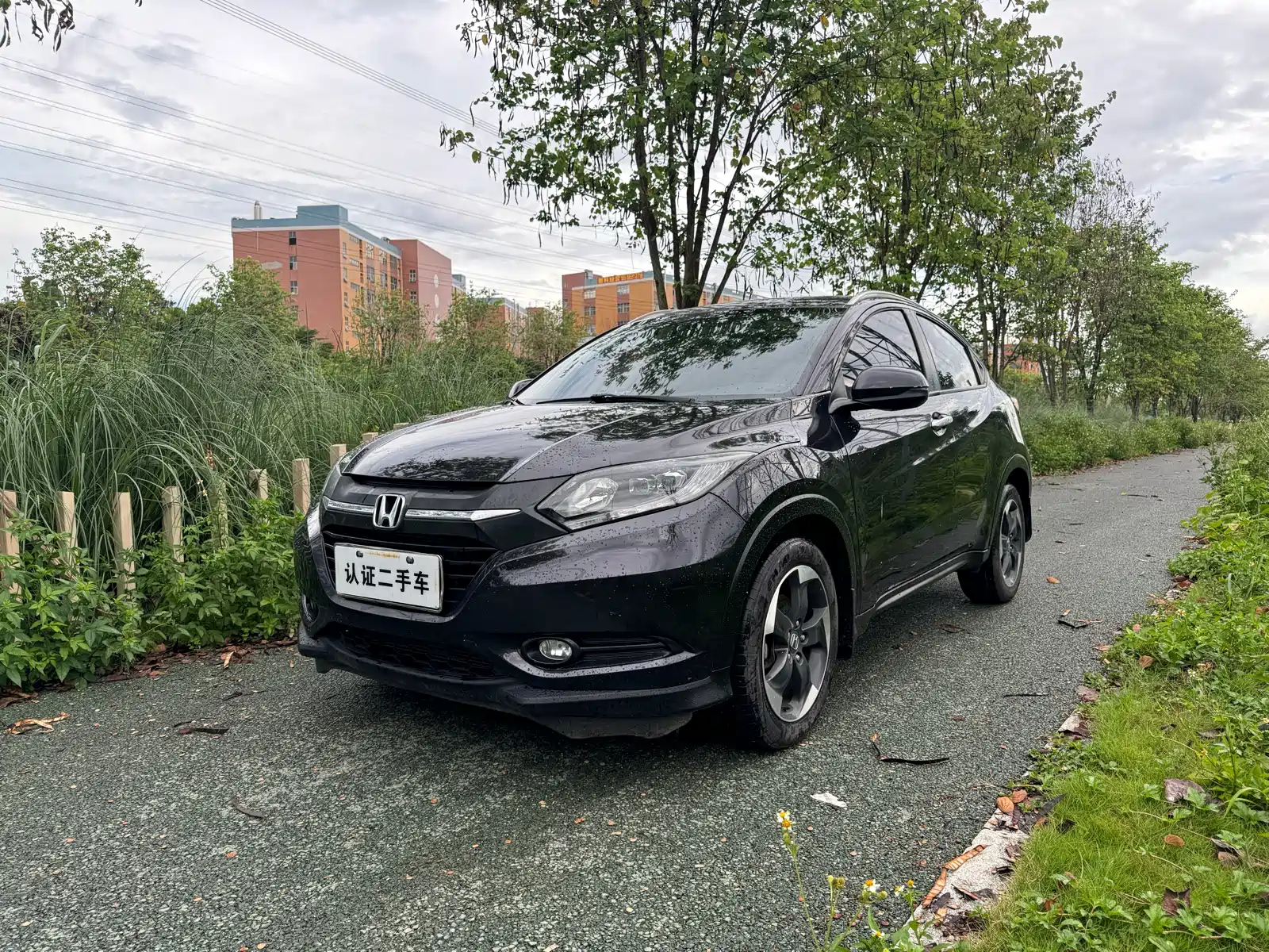 HONDA VEZEL 2015