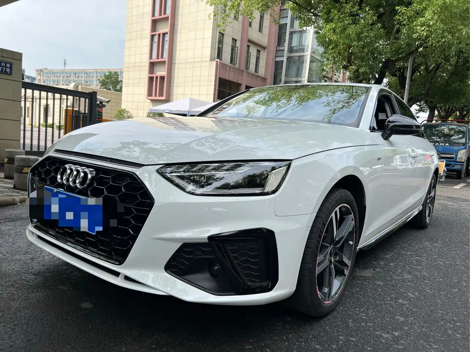 AUDI A4L 2023