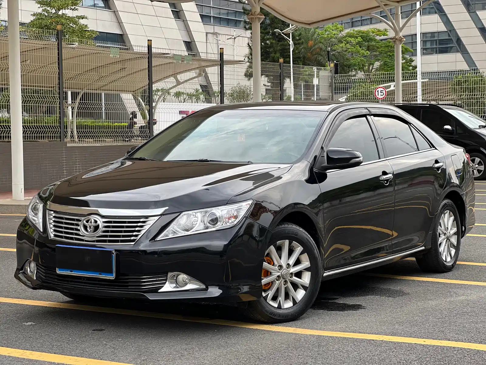 TOYOTA CAMRY 2013