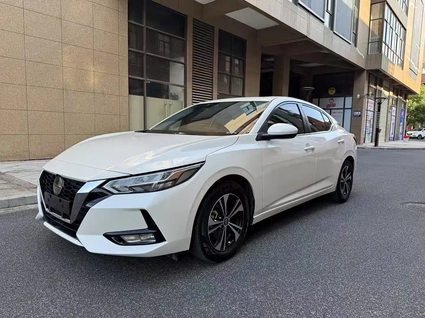 NISSAN SYLPHY 2022