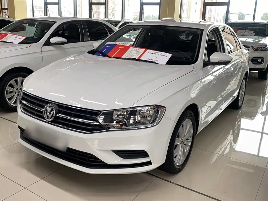 VOLKSWAGEN BORA 2019