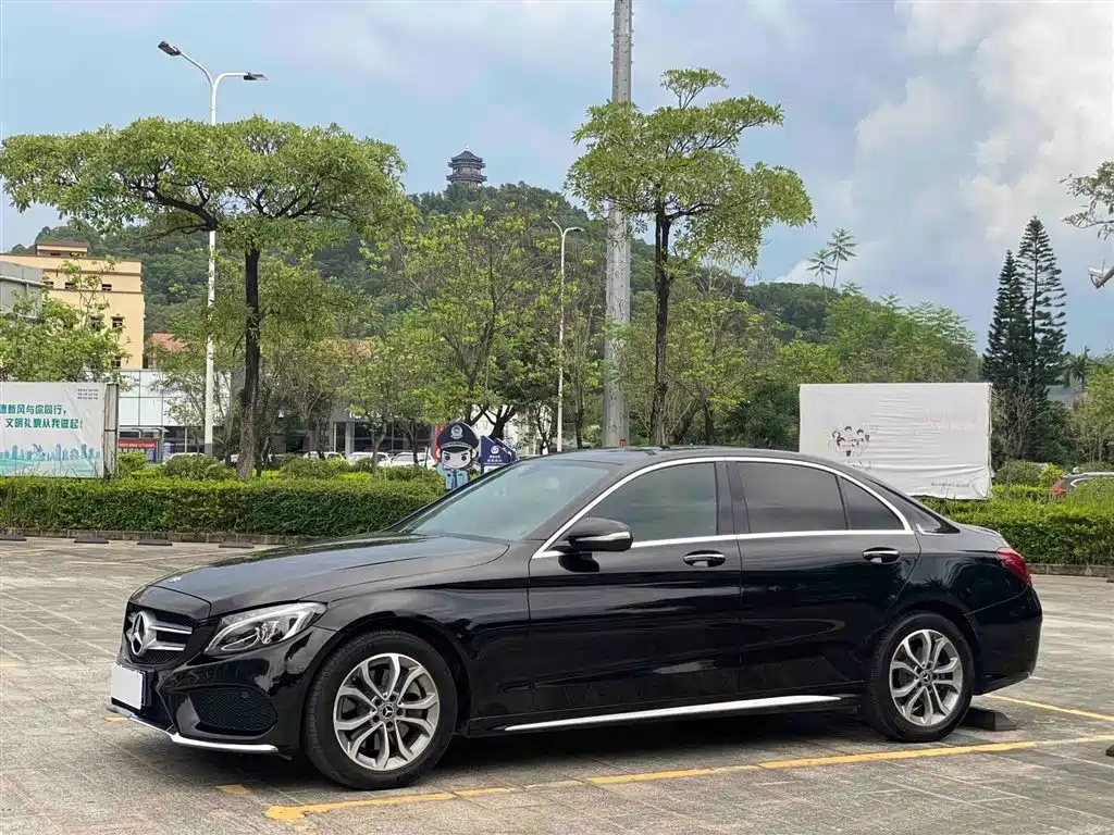 MERCEDES BENZ C-CLASS 2018