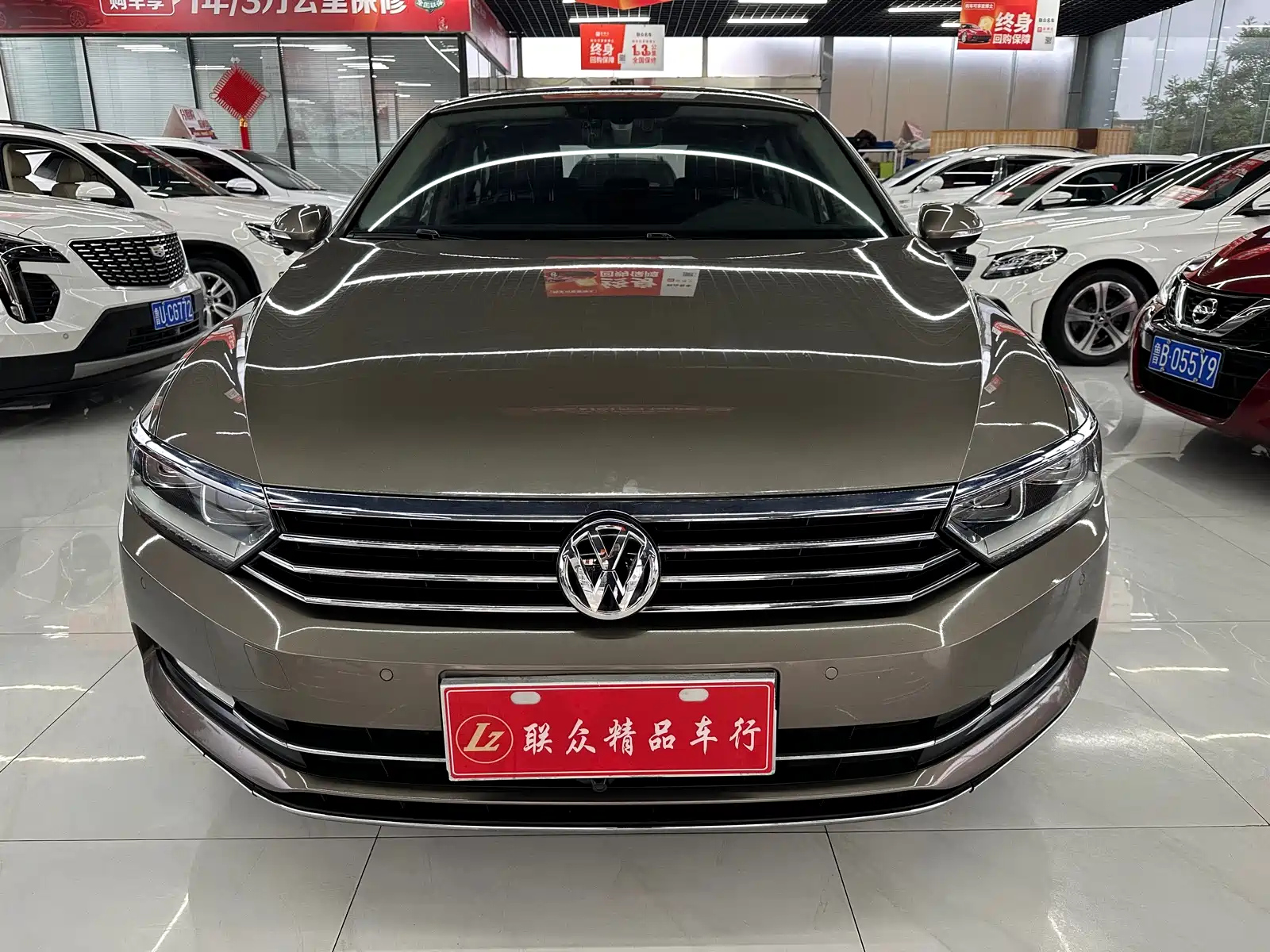 VOLKSWAGEN MAGOTAN 2019