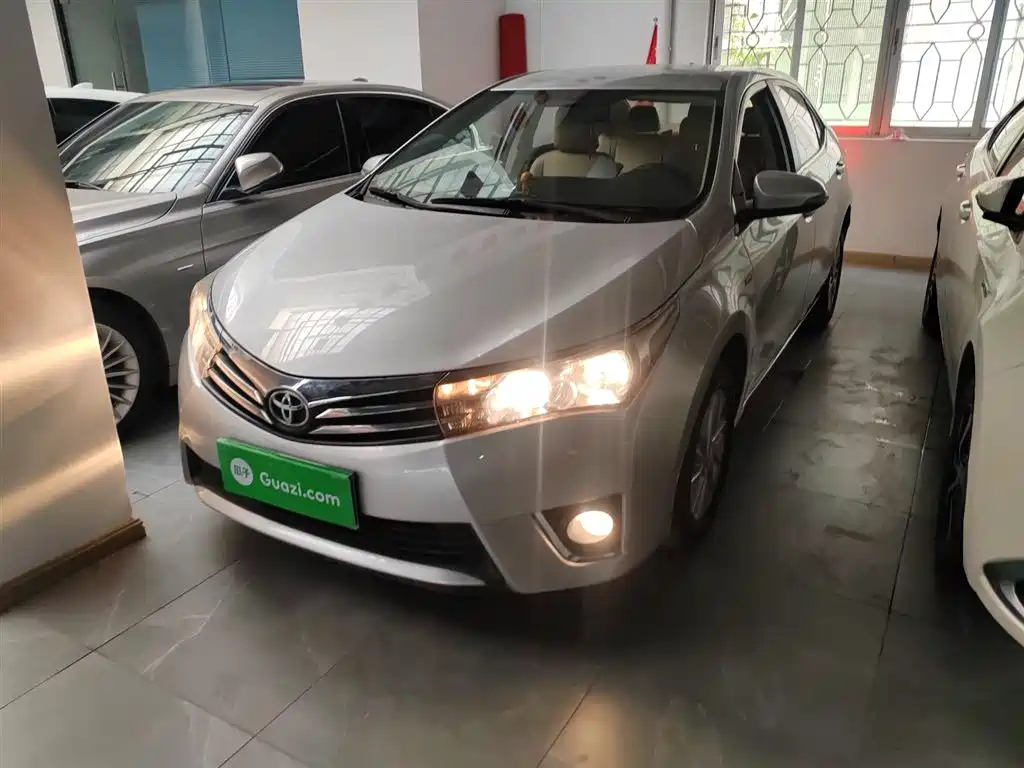 TOYOTA COROLLA 2014