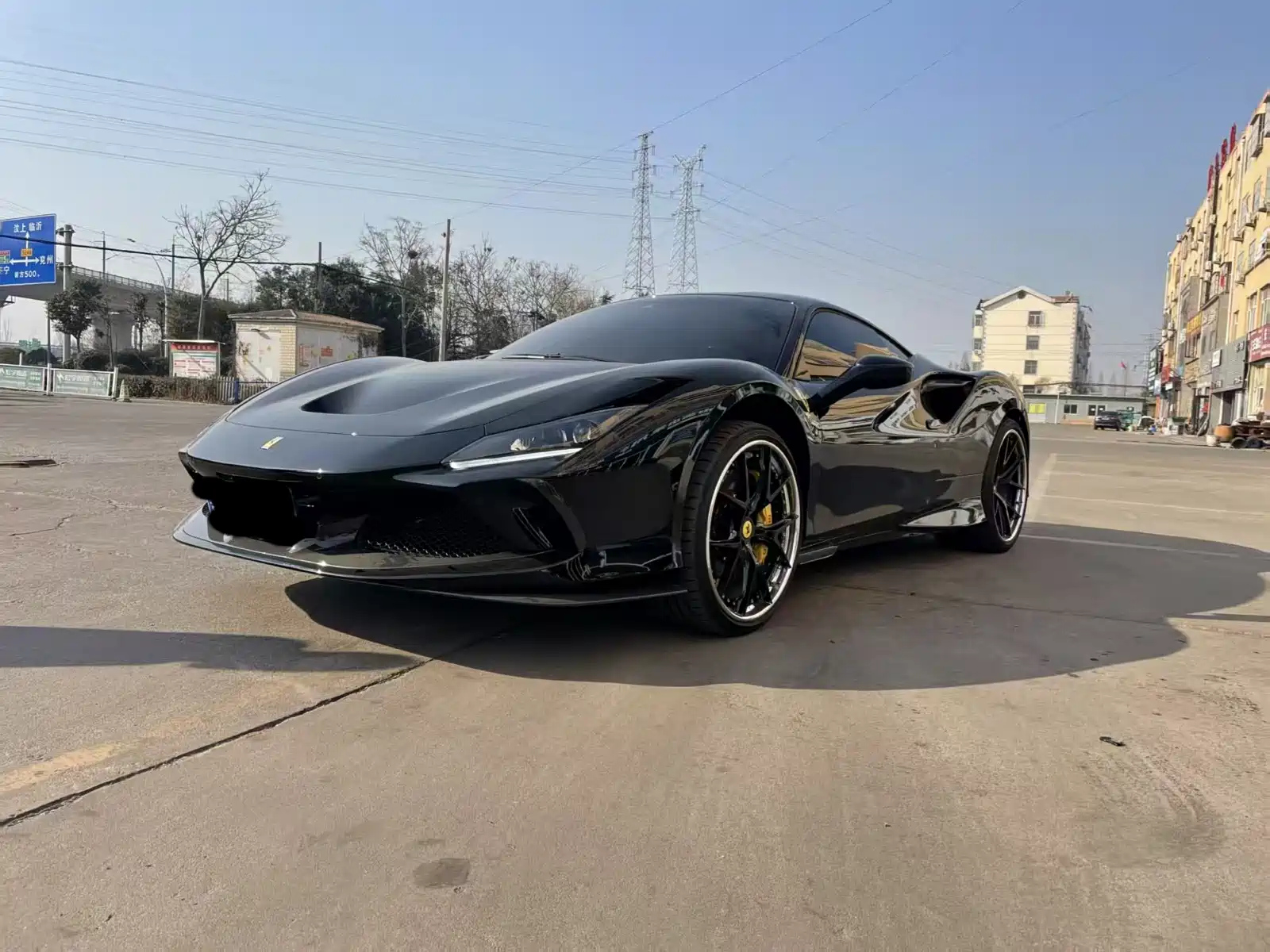 FERRARI F8 2019