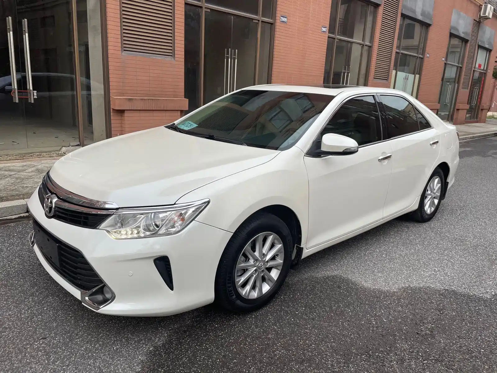 TOYOTA CAMRY 2015