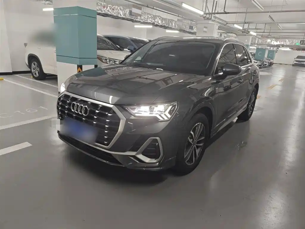 AUDI Q3 2023