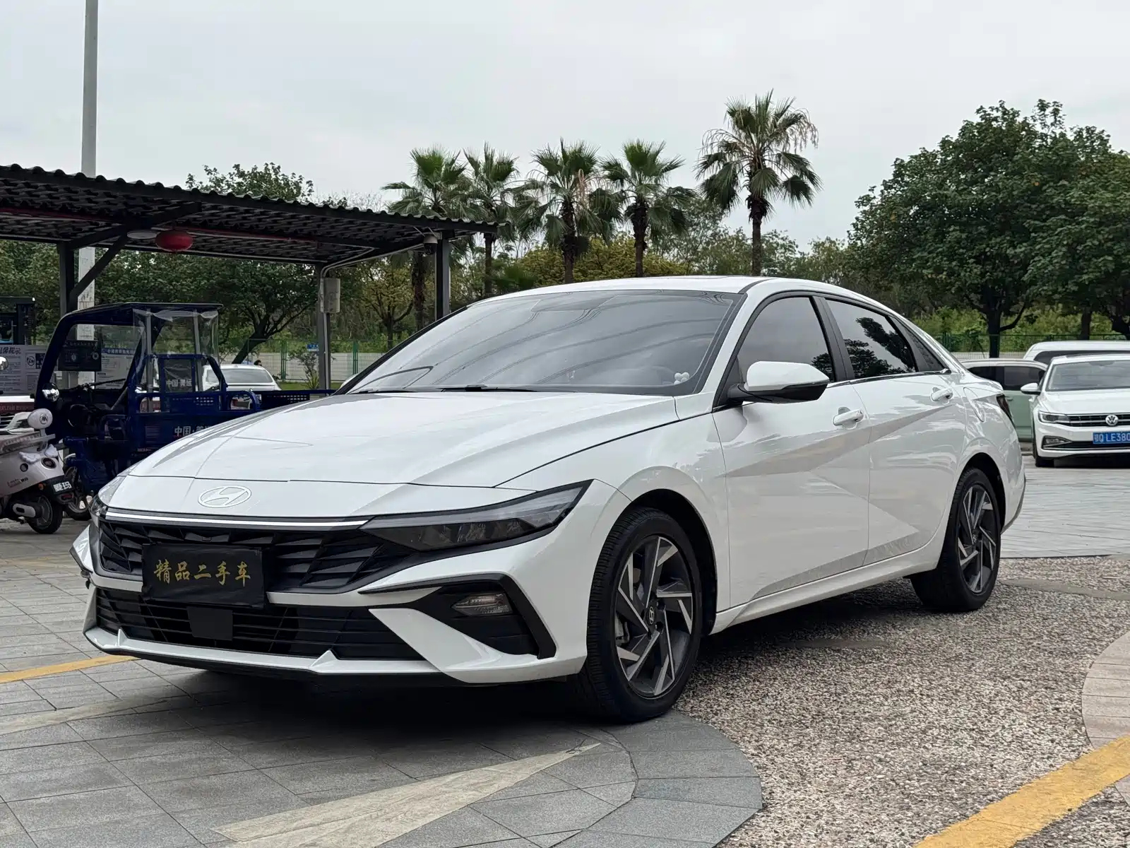 HYUNDAI ELANTRA 2023