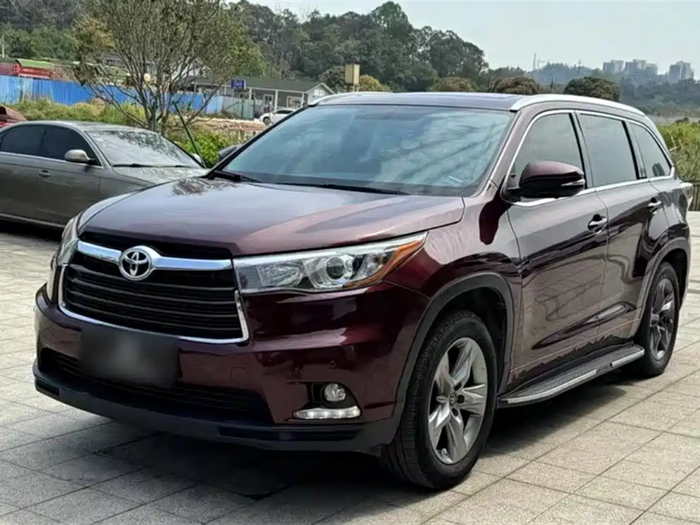 TOYOTA HIGHLANDER 2015