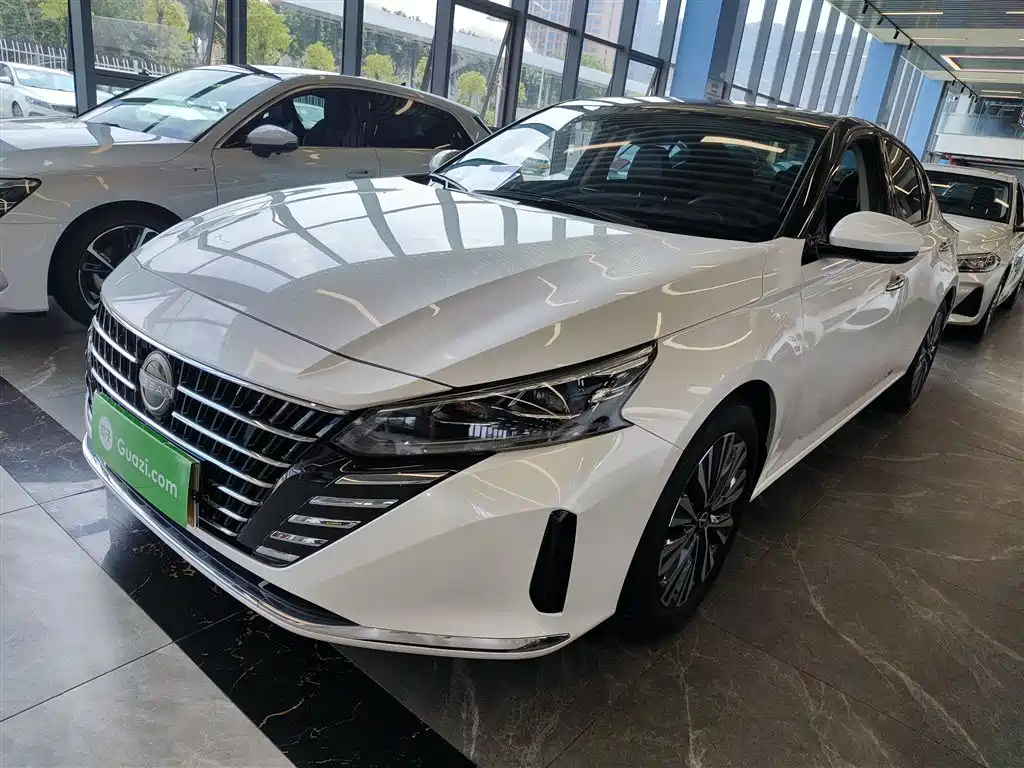 NISSAN TEANA 2022