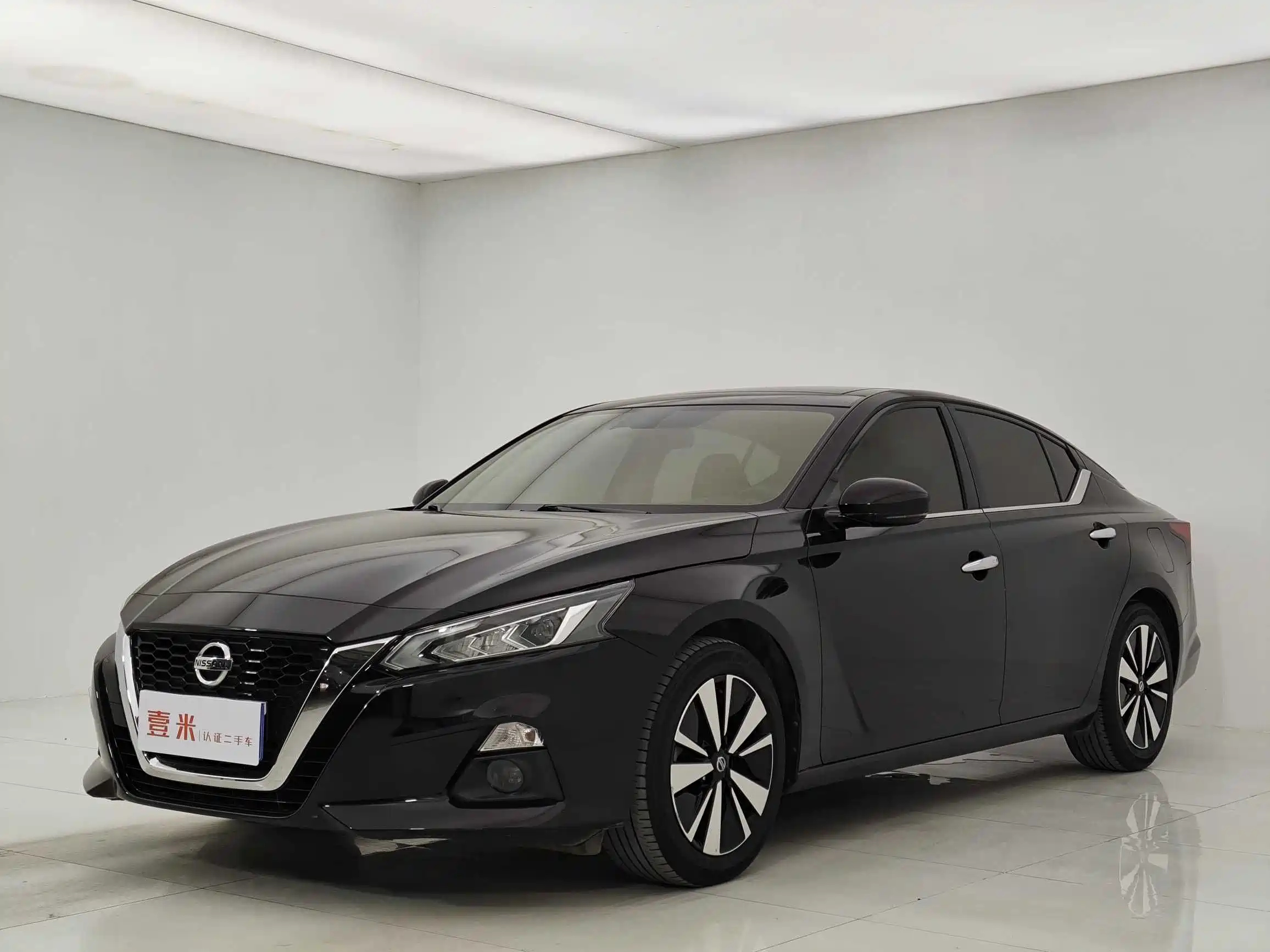 NISSAN TEANA 2021