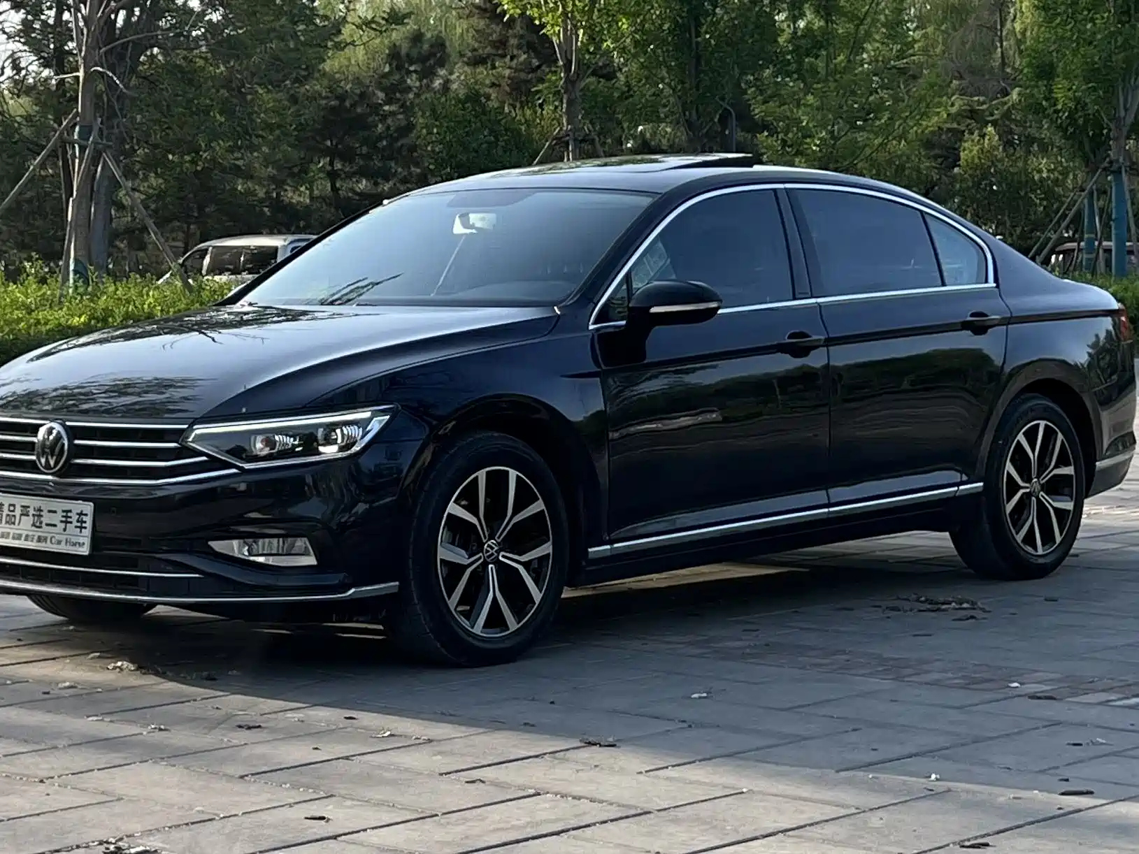 VOLKSWAGEN MAGOTAN 2020