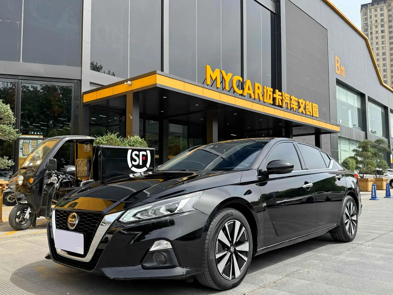 NISSAN TEANA 2019