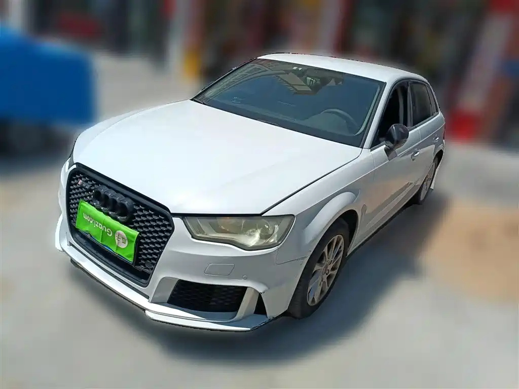 AUDI A3 2015