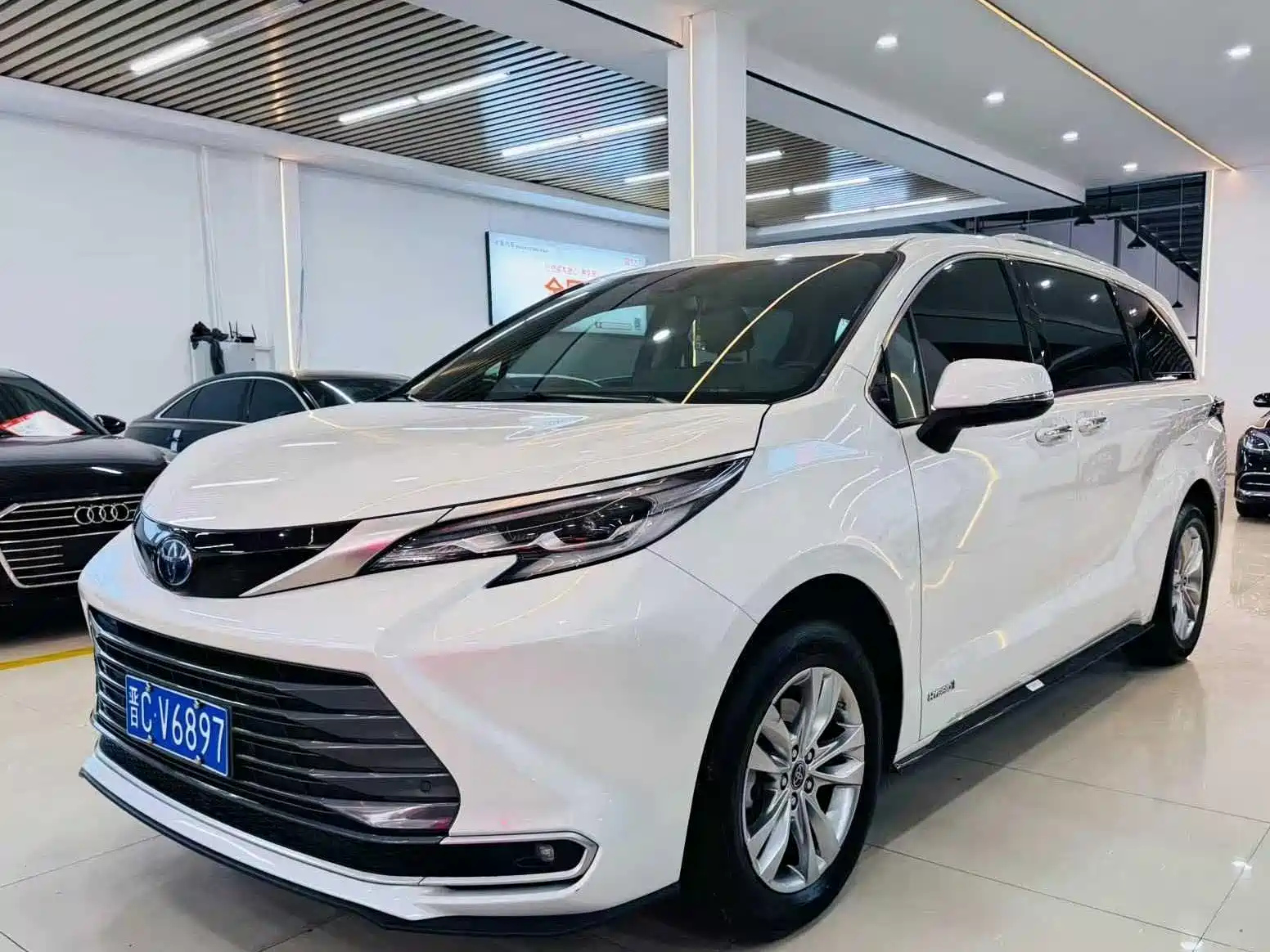 TOYOTA SIENNA SIENNA 2021