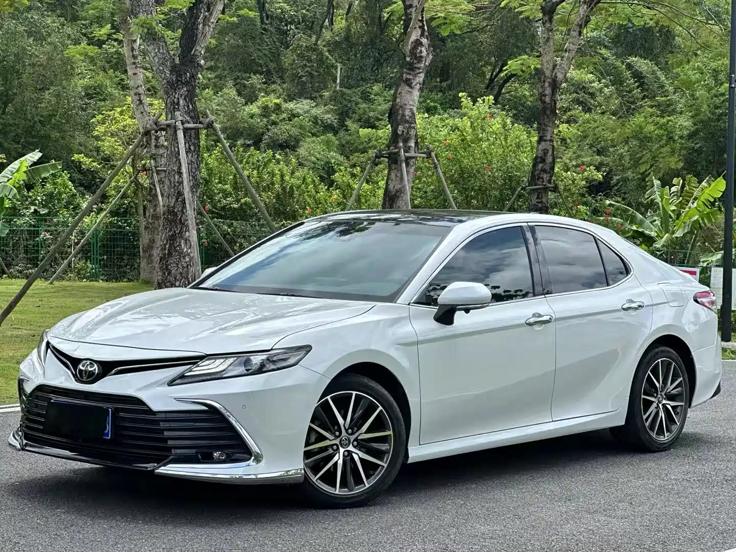 TOYOTA CAMRY 2021