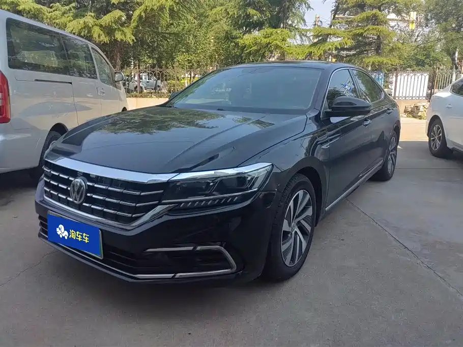 VOLKSWAGEN PASSAT NEW ENERGY 2020