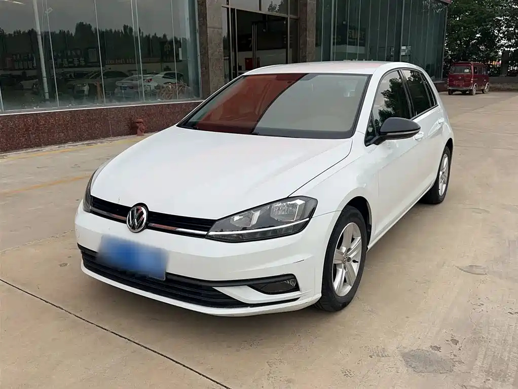 VOLKSWAGEN GOLF 2018