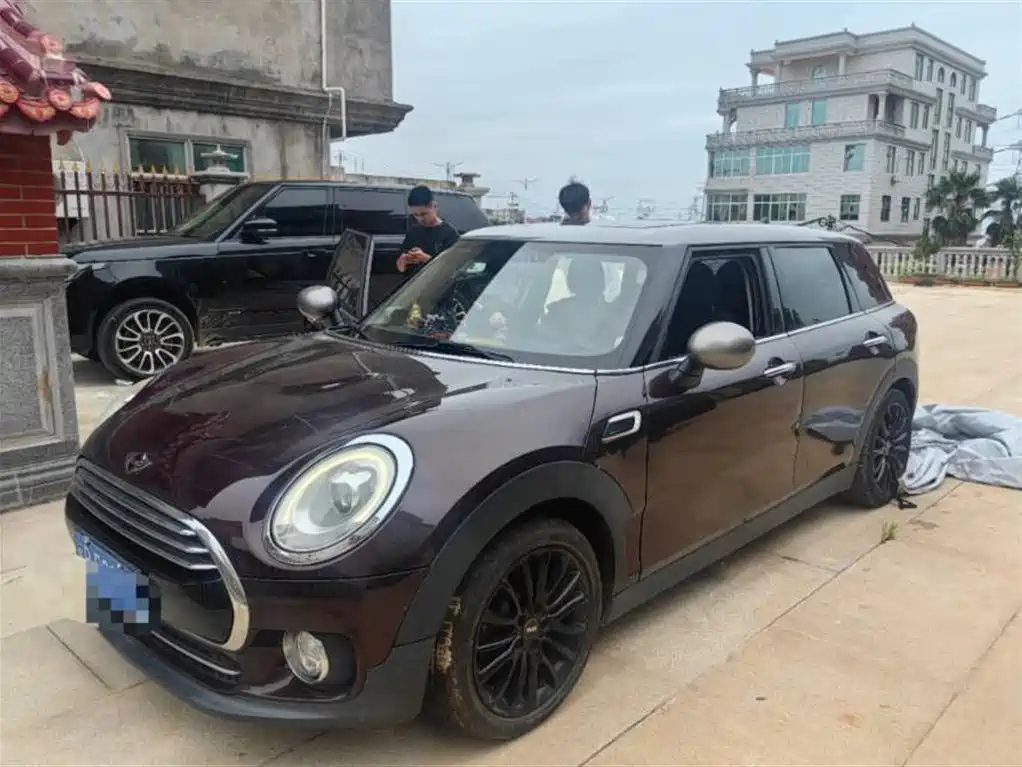 MINI CLUBMAN 2016